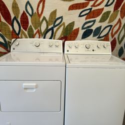 Kenmore Washef And Dryer Laundry 