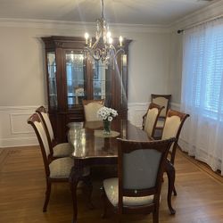 13 Piece Corinthia Dinning Room Set 