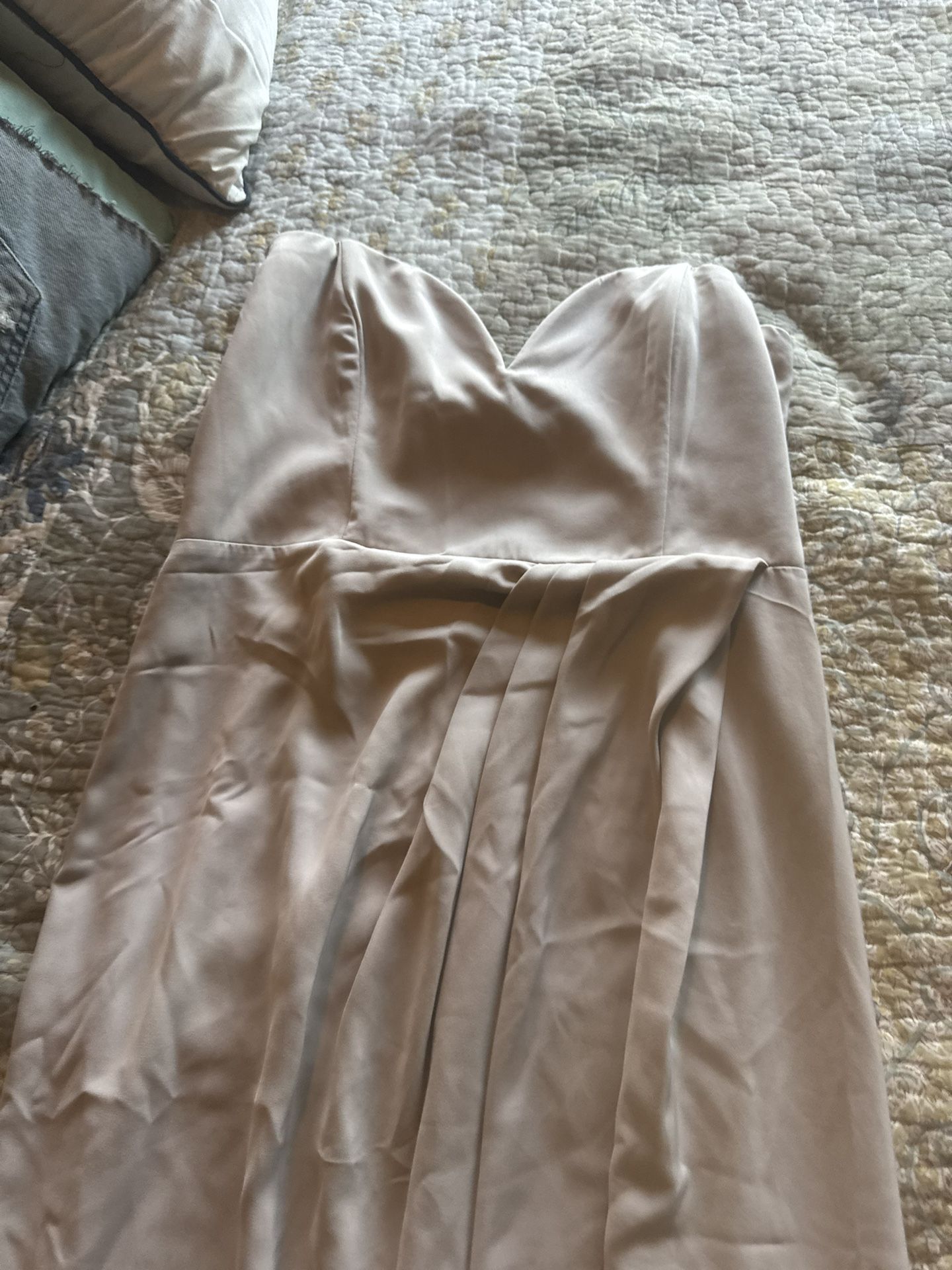 Elegance Personified!!! The Shona Joy Champagne Strapless Dress