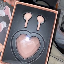 Music Love Earbuds 