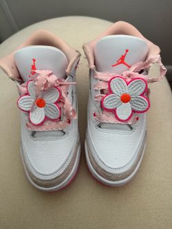 Kids sneakers