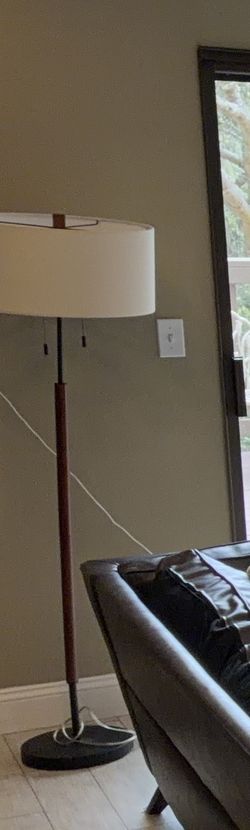 Floor lamp