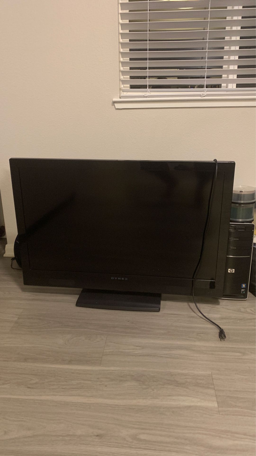 Size 41’ TV