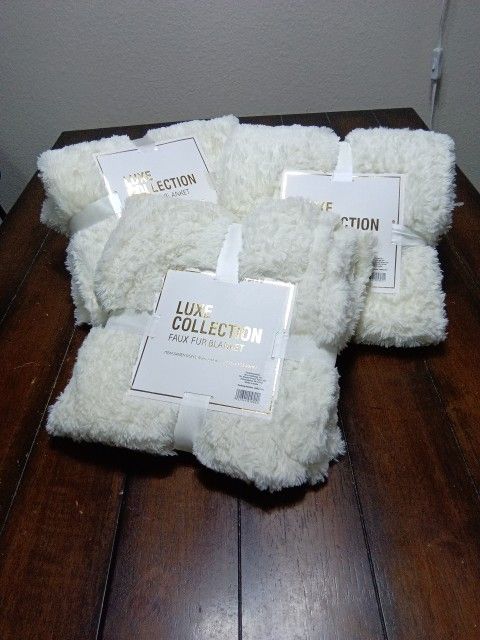 3pcs Throw Blankets Luxe Collection Faux Fur Blanket