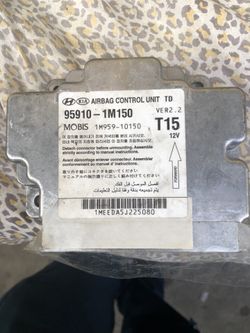 2011-2013 Kia Forte airbag module 95910-1M150