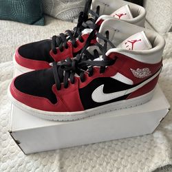 Jordan 1 Mid Gym Red Black