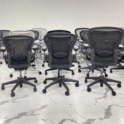 HERMAN MILLER CLASSIC AERON CHAIRS SIZE B FULLY LOADED $450 EACH WITH 2 YEARS WARRANTY ON ALL MECHANICAL DELIVERY AVAILABLE 🚚🚚
