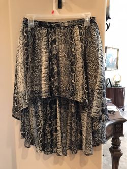 High low skirt size small