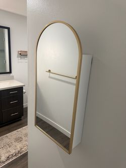Bathroom cabinet