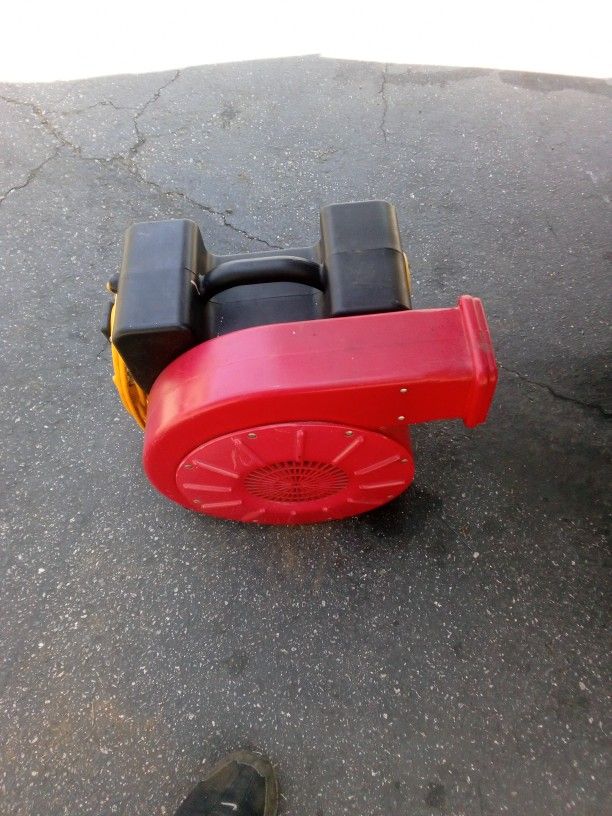 Bouncer Blower Fan $75 Cash Only And Serious Buyers Only