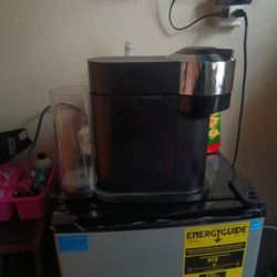 Nespresso Gdv1 Vertuo Next Coffee An Expresso Maker