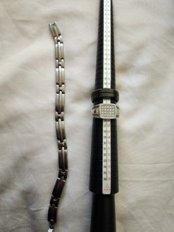Titanium  bracelet 7.1/2  "with ss ring size 11 Tungsten size 10
