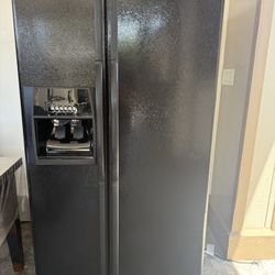 Whirlpool Refrigerator 