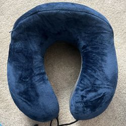 Travel Neck Pillow - Memory Foam Pillow 