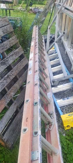 Warner 32 ft