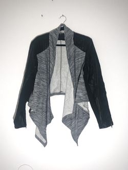 Torrid jacket/Sweater