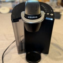 Keurig K-Classic Single Serve K-Cup Pod Coffee Maker