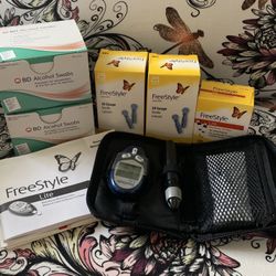 Diabetic Supplies Freestyle Lite Bundle 