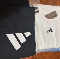 Boys T-shirt and joggers set size XL (18-20)