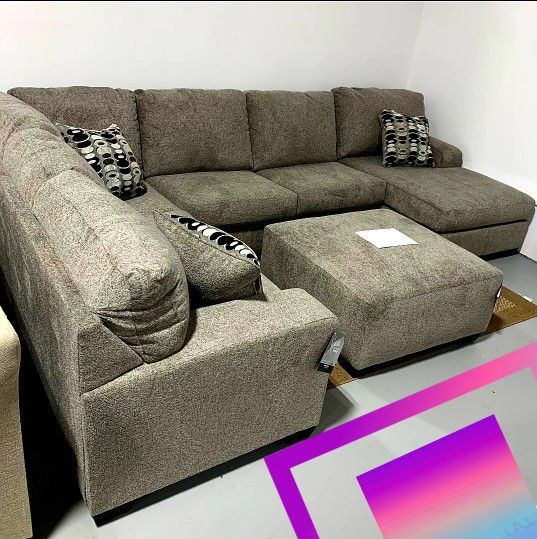 CB2* U Shaped Sectional Couch * Brand New * In Stock *P A Y E A S I L Y👉GetNowWith$50PayLater