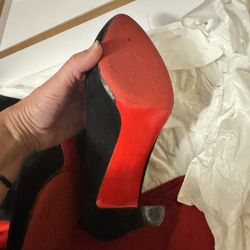 Louboutin suede boots 