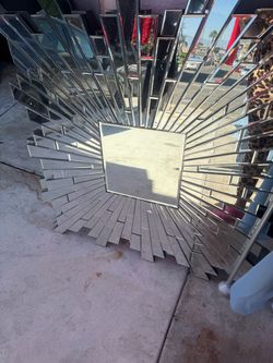 Mirrors Grande mide 40x40 $55