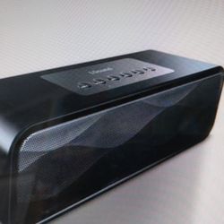 Bluetooth Speaker 