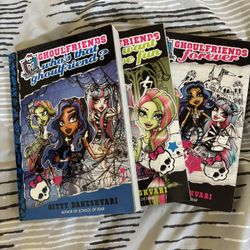 Monster High Book Set 