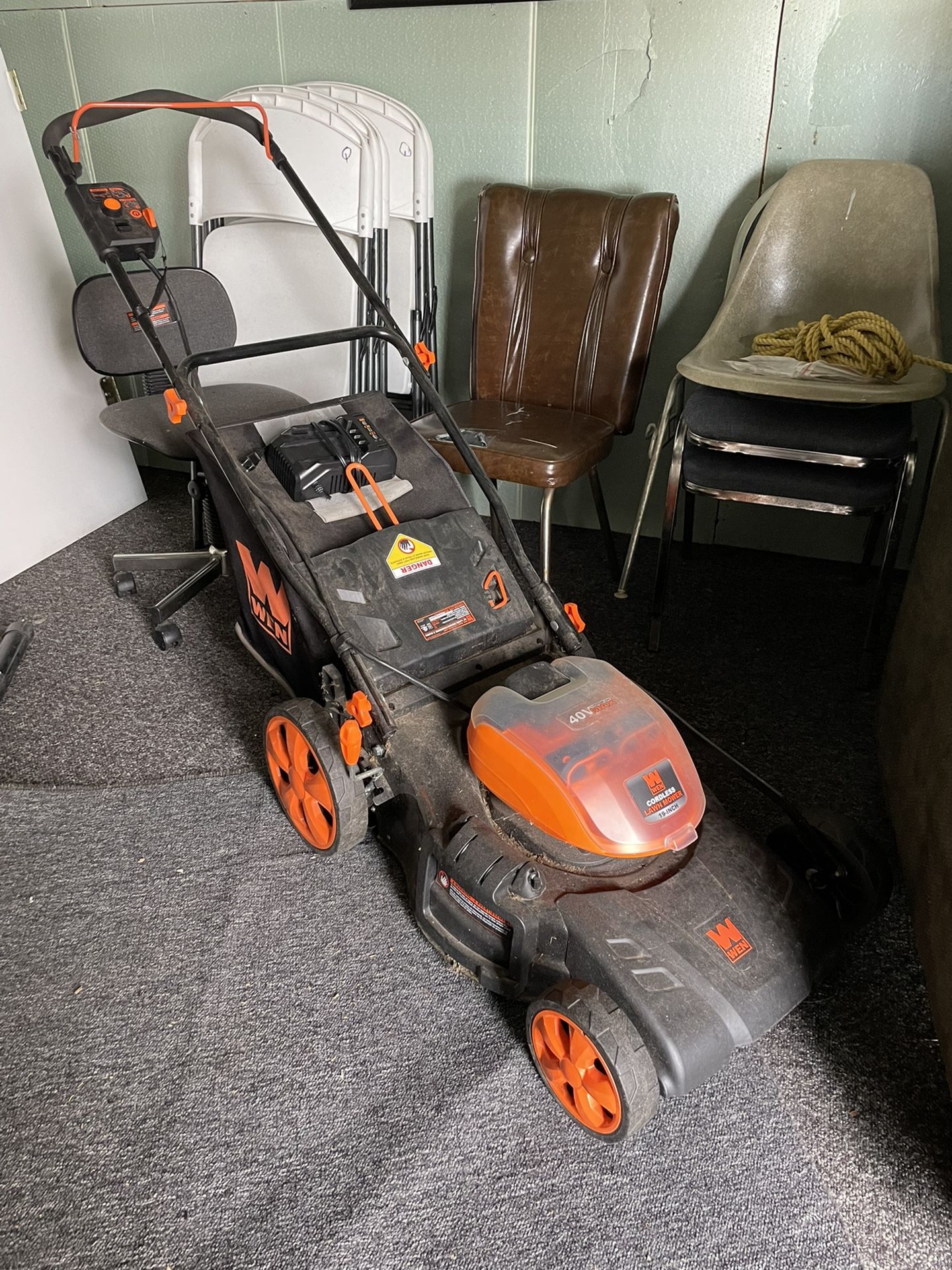 Battery-Powered Lawn Mower