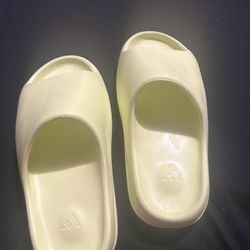 Yeezy Boost Slides