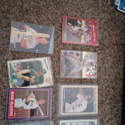 Lot of mark McGuire baseball cards