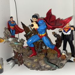 Superheroes statues Collectibles Superman Batman MOTU DC