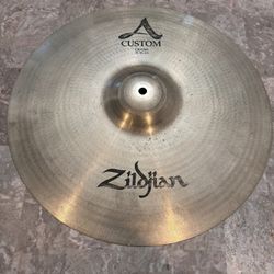 Zildjian cymbals  18”