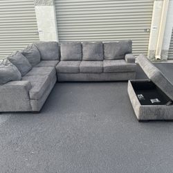 Grey Sectional W Storage Ottoman