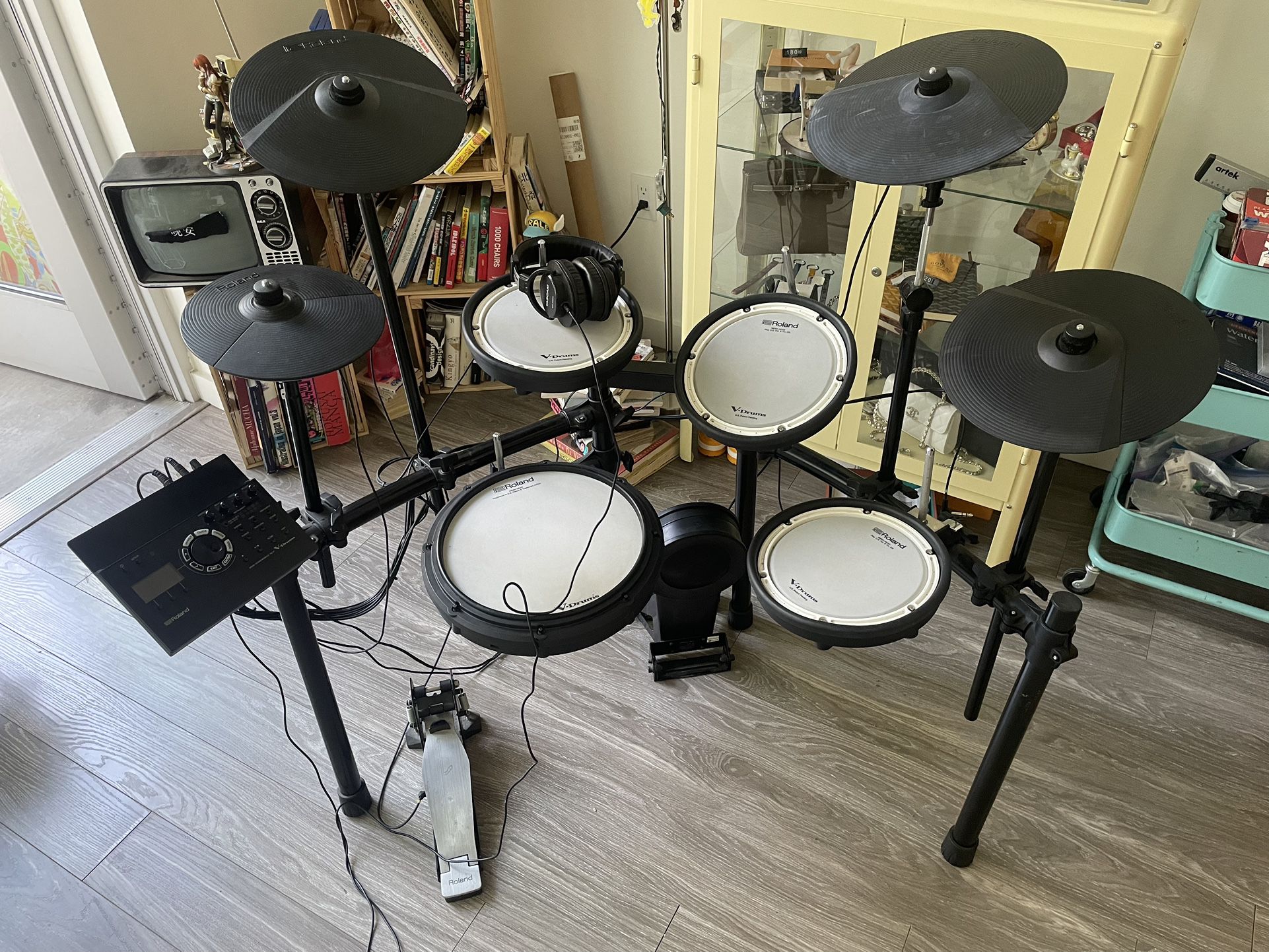 Roland TD 17KV V-Drums Electronic Drum Set