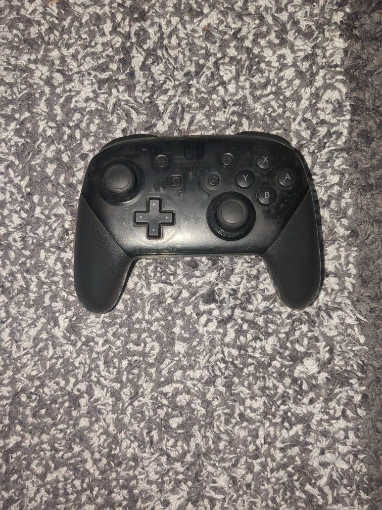 Nintendo Switch Pro Controller