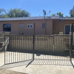 Metal Fence With gate 