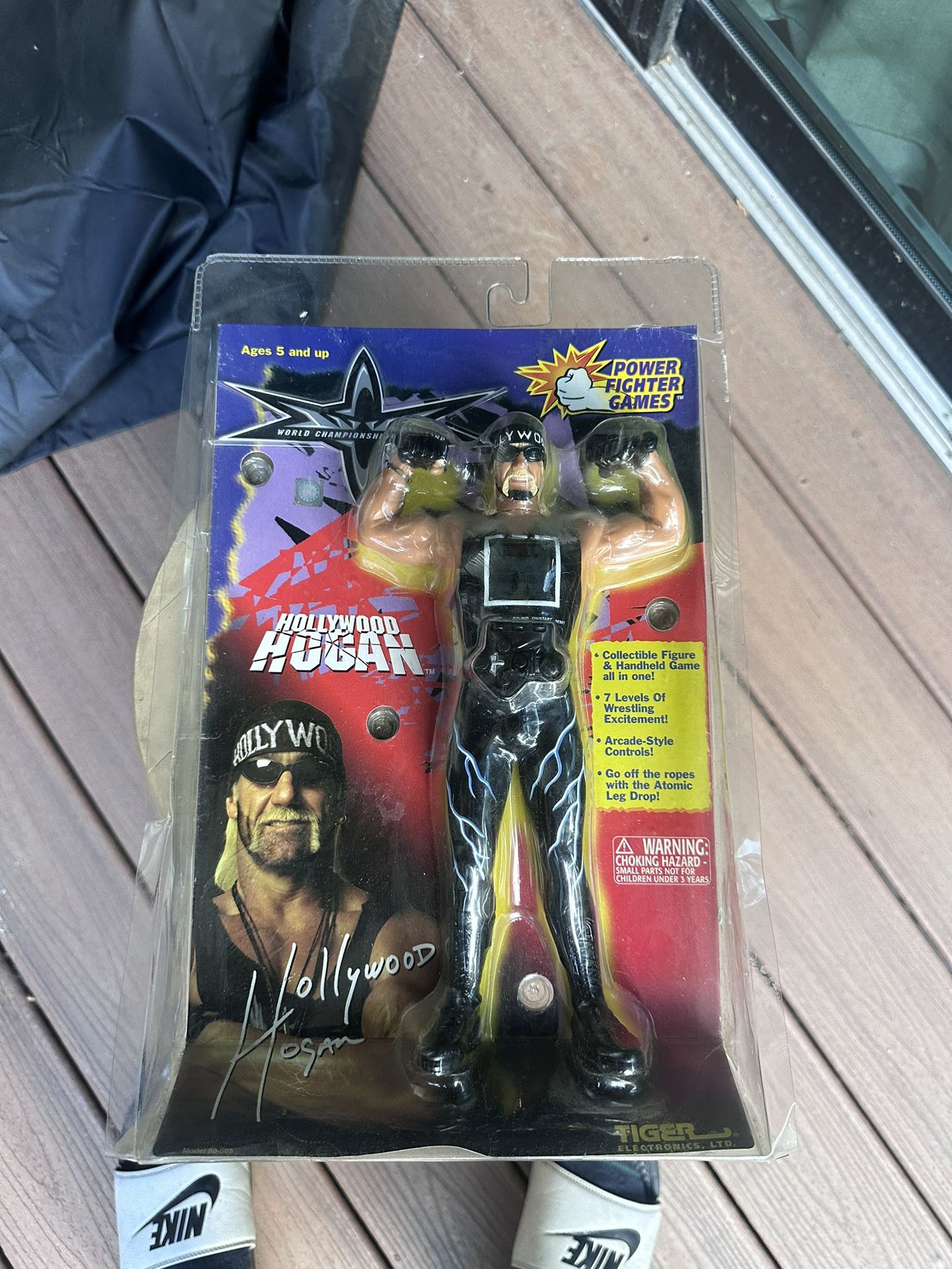 WCW Hollywood Hulk Hogan Power Fighting Games Figure