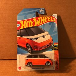 Hot Wheels Volkswagen https://offerup.com/redirect/?o=SUQuQnV6eg== (Milwaukie,OR)