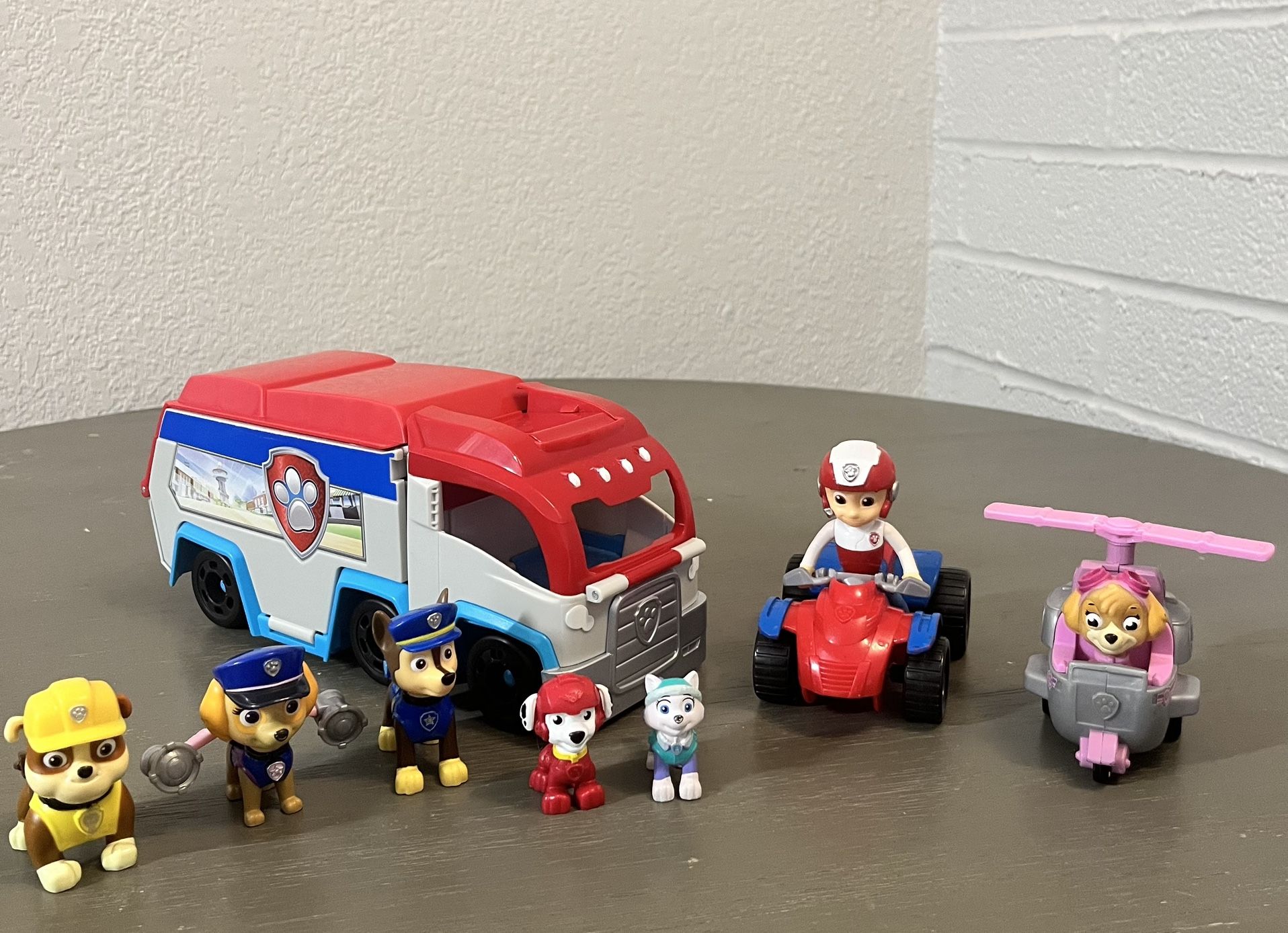 Paw Patrol Little Rescue Truck