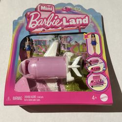Mini Barbie Land Color Changing Plane With Barbie
