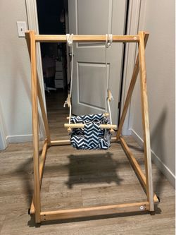 Baby swing