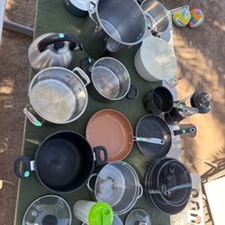 Used pots and pans ALL INCLUDED in the images