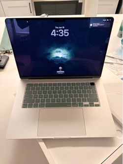 2025 MacBook Air 24GB Memory 1 TB Storage