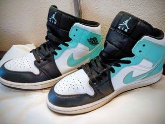 **GREAT DEAL!!!!!**JORDAN 1's!!! TEAL,BLACK,WHITE Weatherproofed Too!