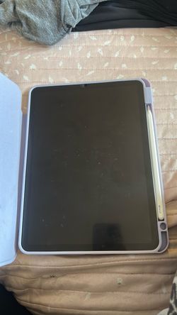 iPad Air 4th Gen and Apple Pencil
