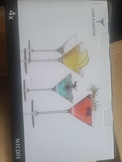 Luna & Mantha Martini Glasses Set of 4