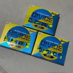 NEW GOLF BALLS 2024 Srixon Q-Star Tour Divide 1 dozen 12 balls