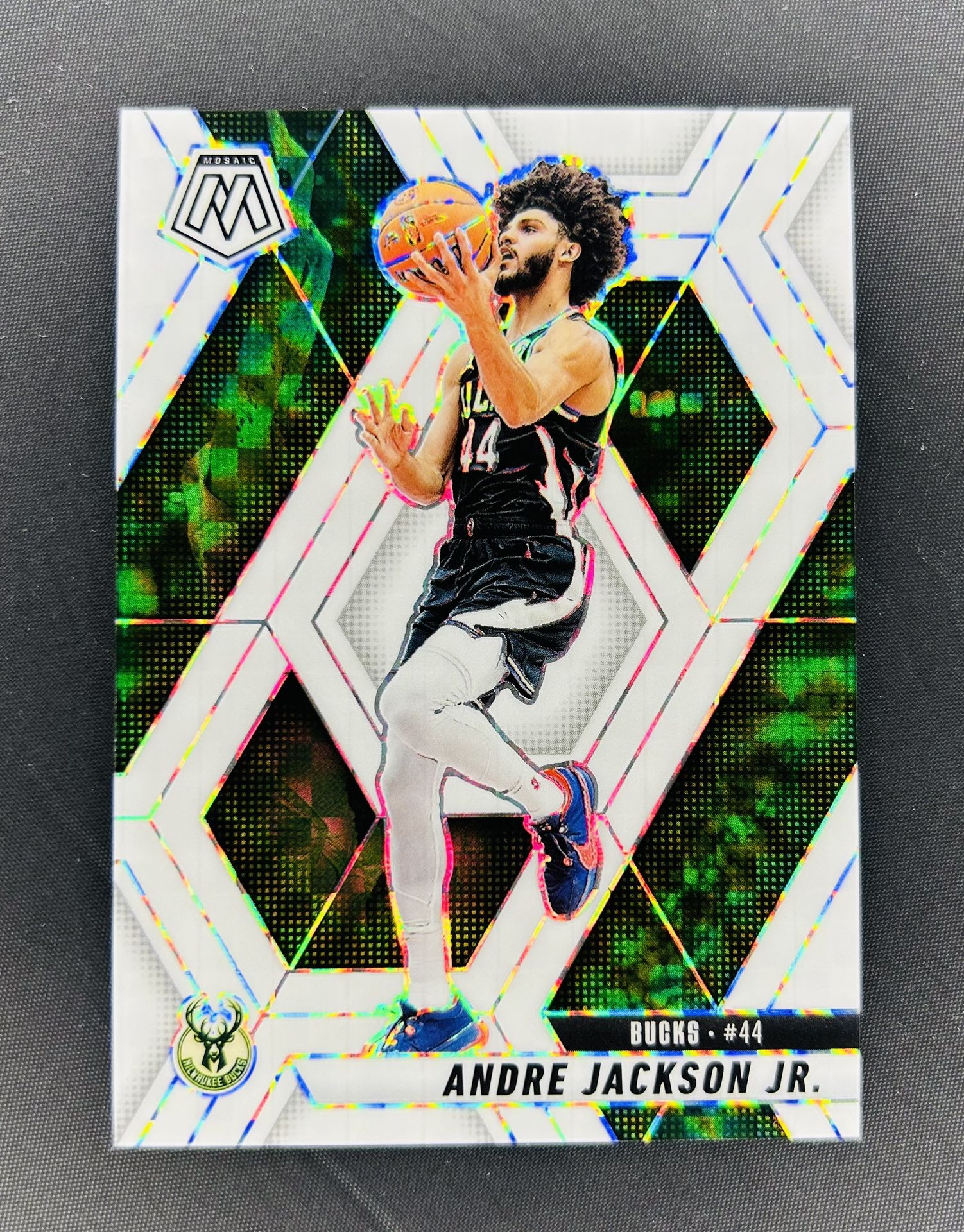 2024-25 ANDRE JACKSON JR /25 PANINI MOSAIC WHITE Milwaukee Bucks