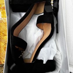 Black Heels With Pearl Strap